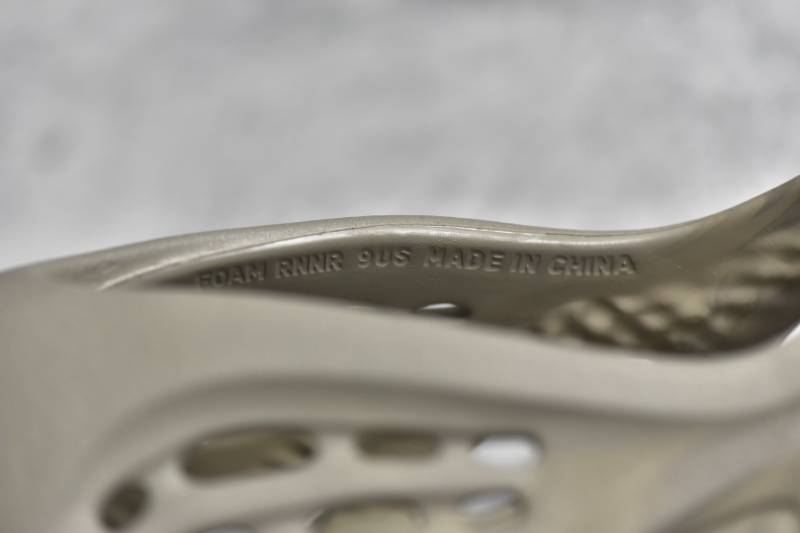 Adidas Yeezy Foam RNNR Stone Sage