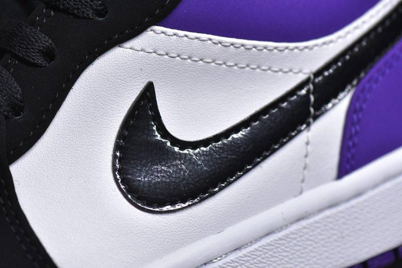 Jordan 1 Low
Court Purple