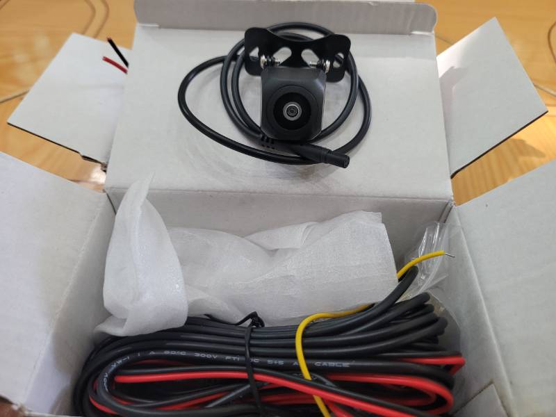 Camera AHD cánh chuồn