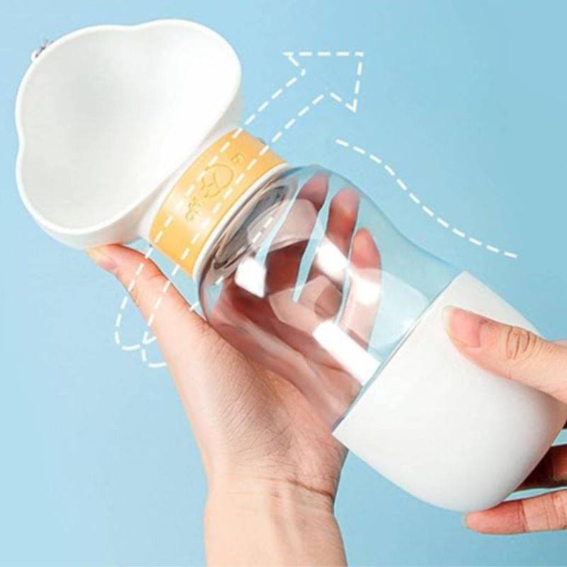 Botella dispensadora de agua y alimento