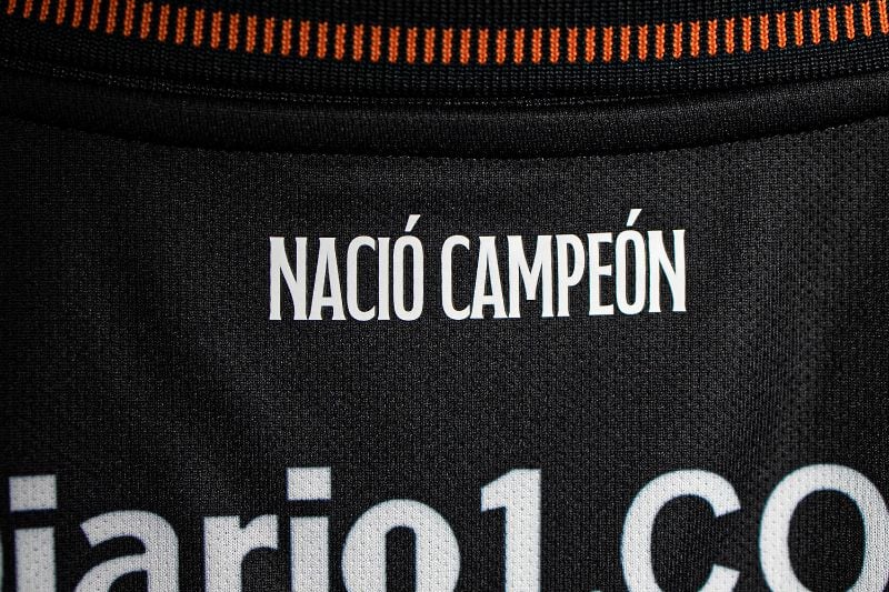 Camisa Segunda equipación Temporada 2025-2026