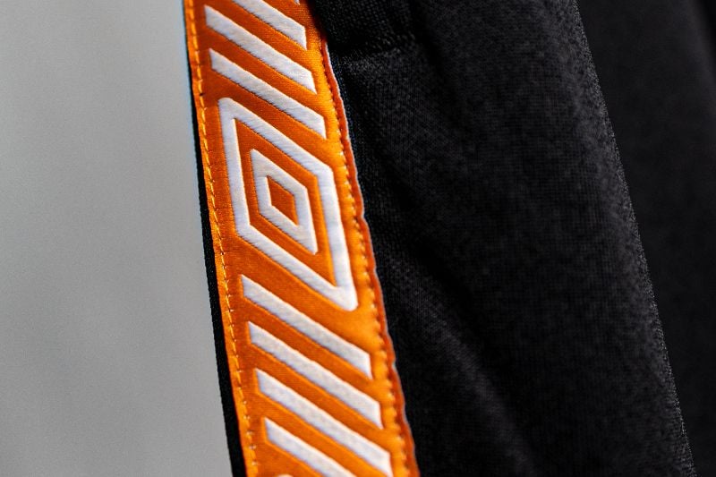 Jogger Temporada 2025-2026