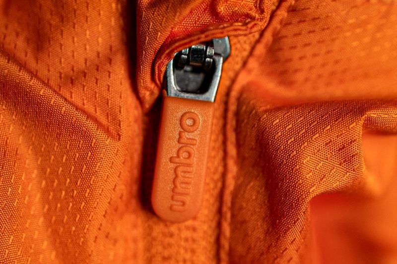 Chaqueta deportiva bicolor CD Águila 2025-2026