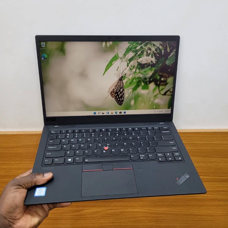 LENOVO THINKPAD X1 CARBON