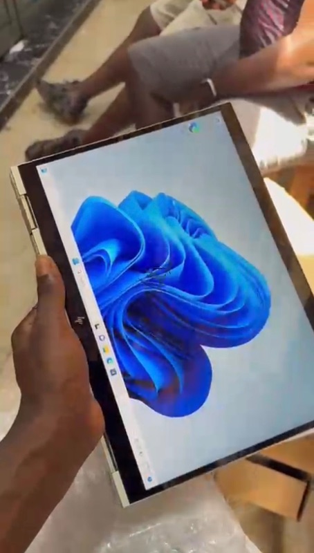 HP ELITEBOOK  840 G9