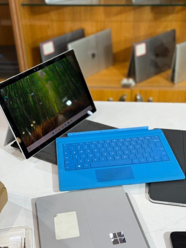 MICROSOFT SURFACE PRO 4
