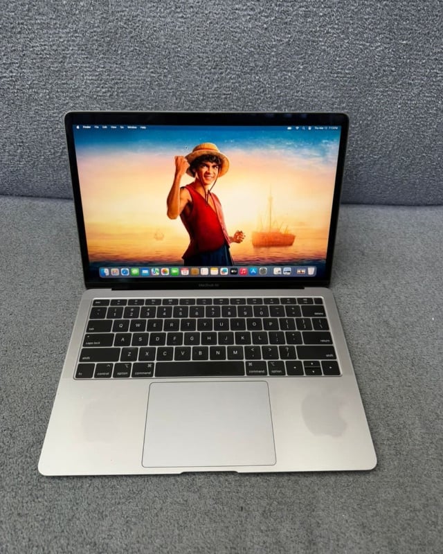 MACBOOK AIR 2019