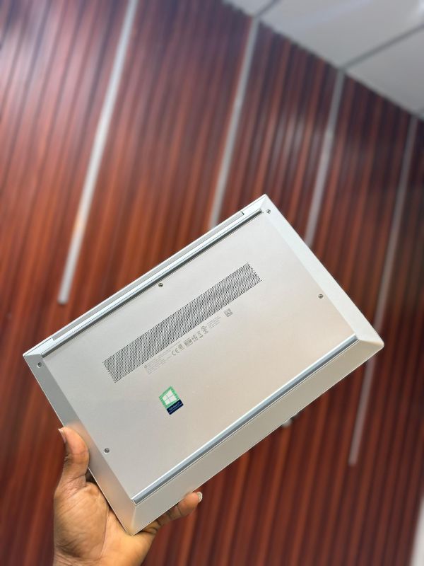 HP ELITEBOOK 830  G7