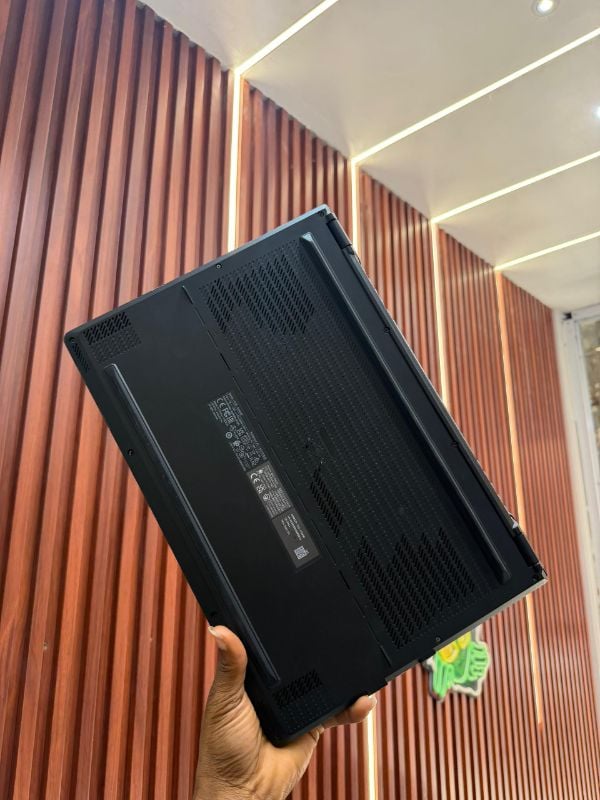 ASUS ROG ZEPHYRUS M16