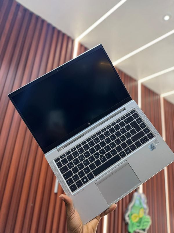 HP ELITEBOOK 840 G7