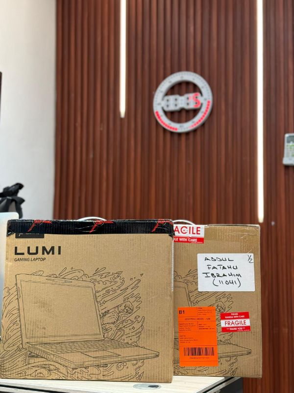 SKYTECH LUMI GAMING LAPTOP