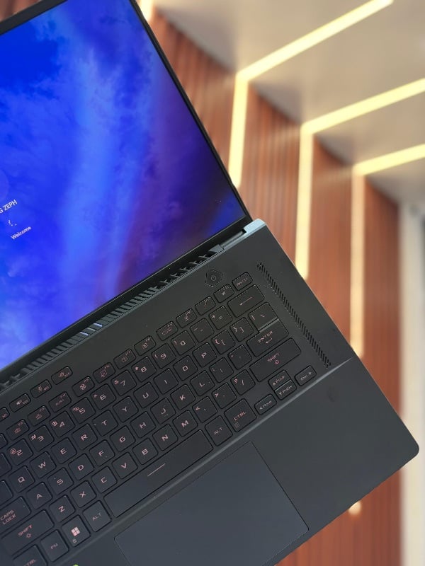 ASUS ROG ZEPHYRUS M16