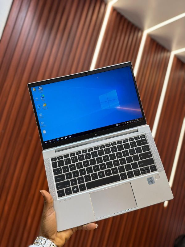 HP ELITEBOOK 830  G7