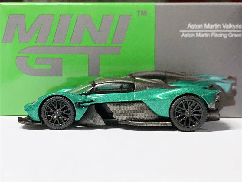 MiniGT Aston Martin Valkyrie