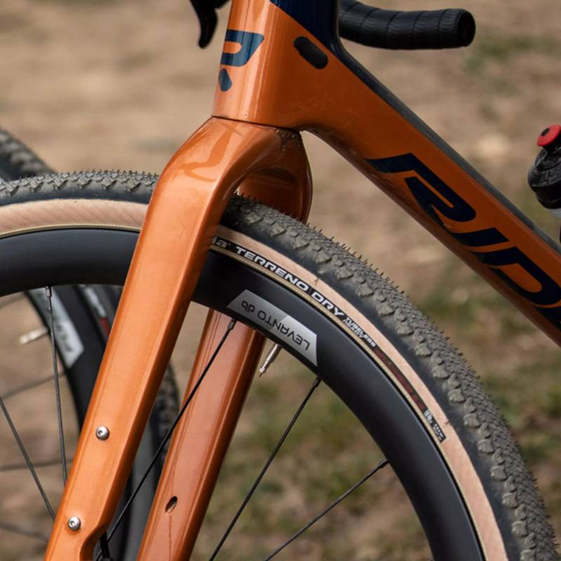 Caucho 700 x 40 Vittoria Terreno Dry Beige Gravel G2.0 TLR