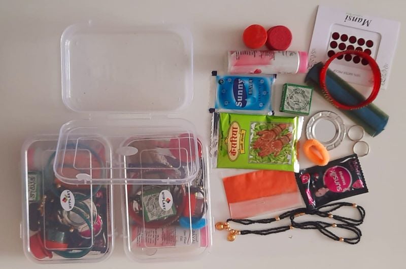 Matha makeup kit
