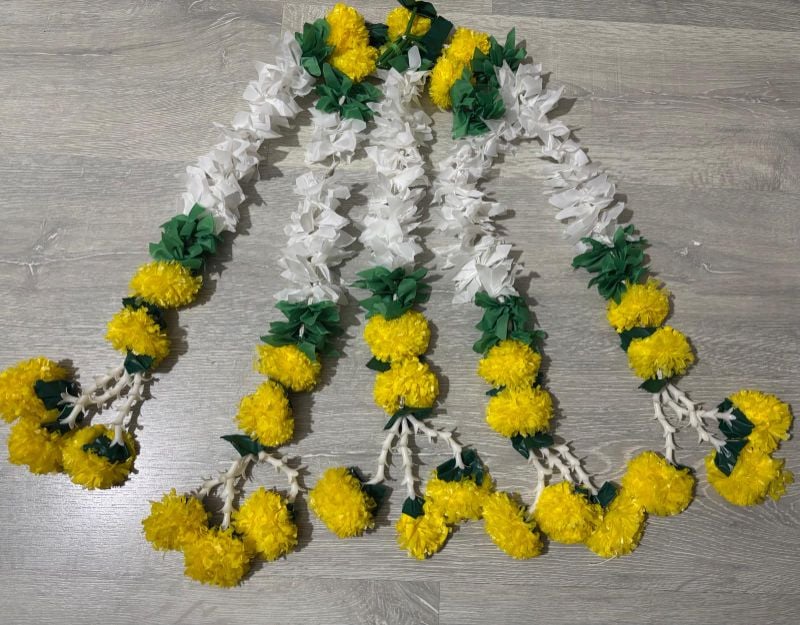 Decorative hanging Garland (Green & White & Yellow)