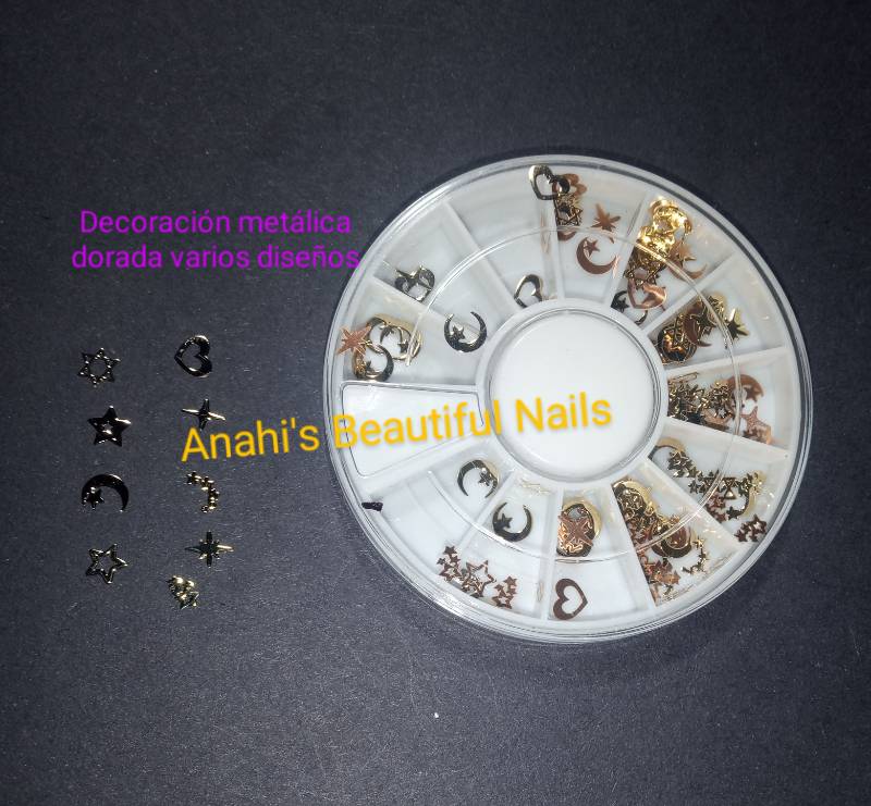 Decoracion metalica varios diseños dorada