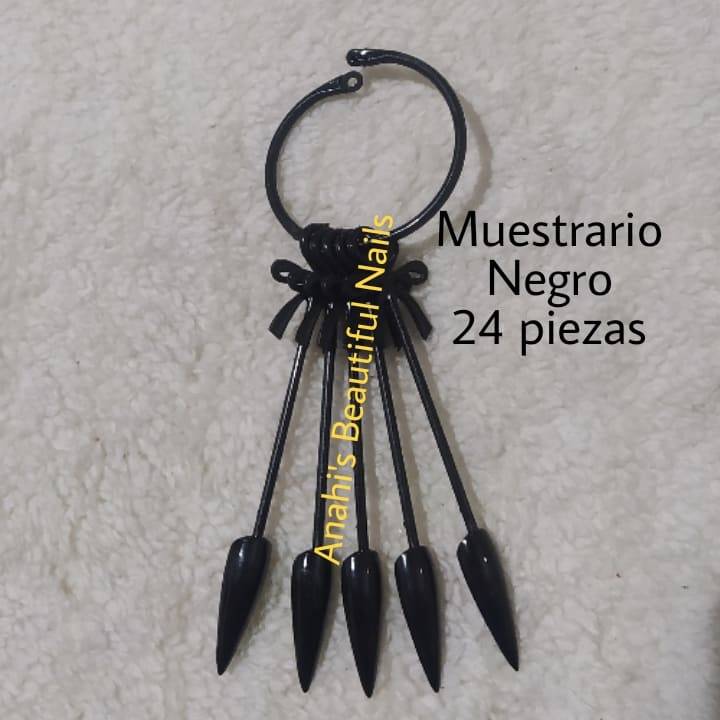 Muestrario stillettos negros 24 pzs