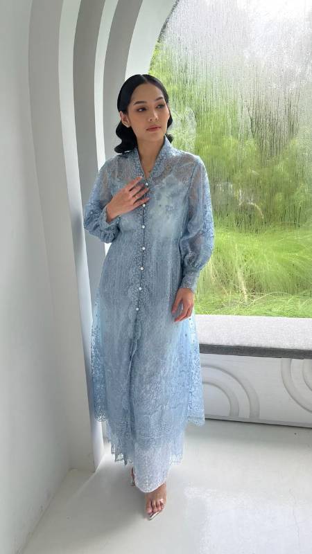 Kartini Kebaya Puff