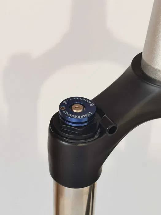 Вилка 27.5" RockShox Recon Silver RL Solo Air 120mm