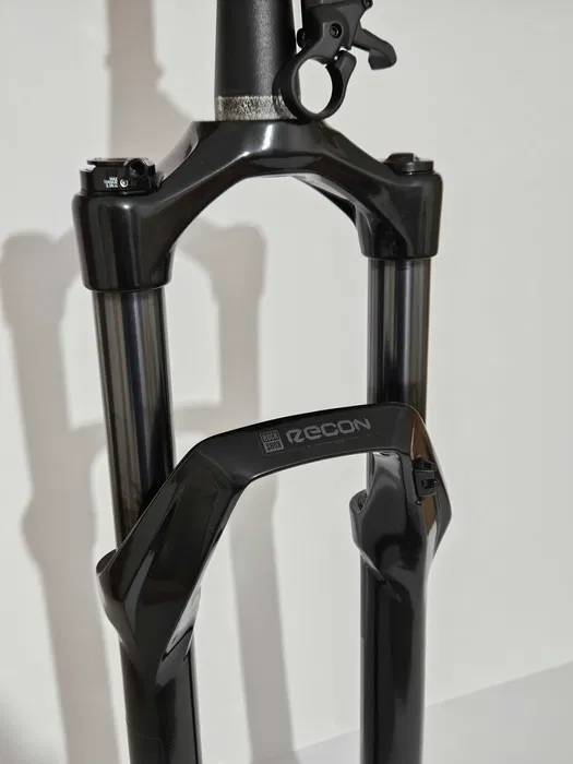 Вилка 29" RockShox Recon Silver RL 130mm