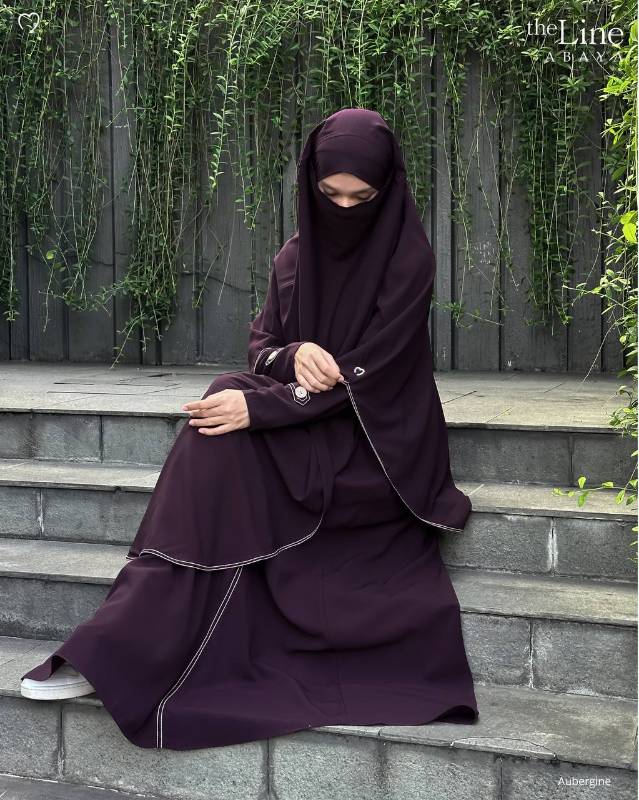 LINE ABAYA