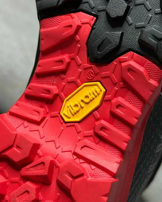 Sewa Sepatu Gunung | Keyland Stellar 43