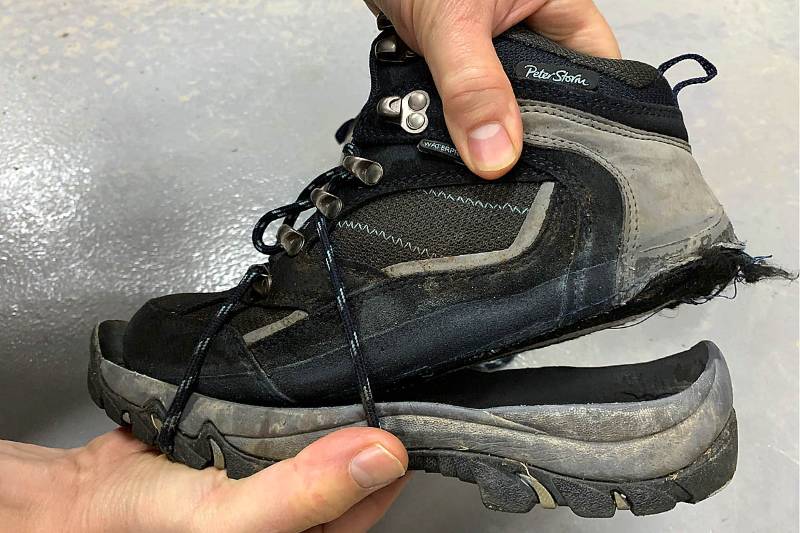 Repair Sepatu Gunung