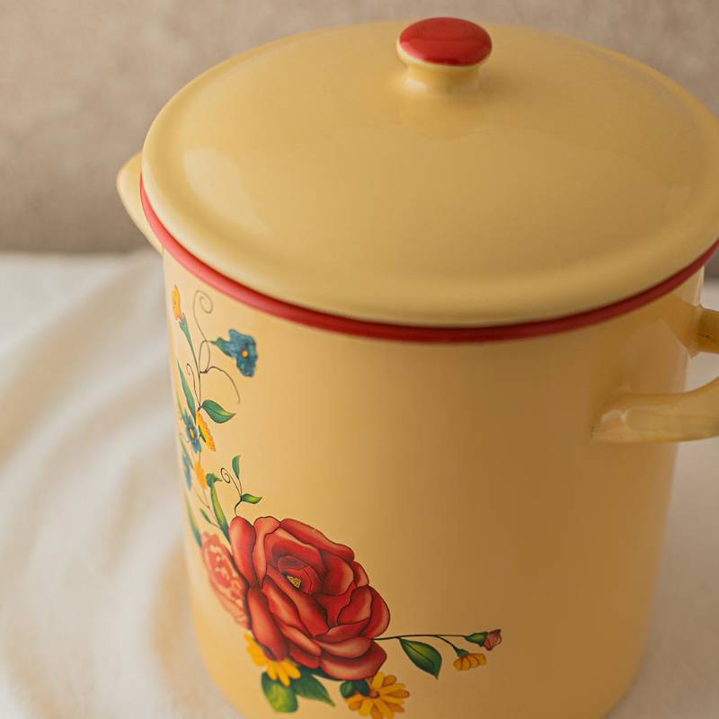 Small Stew Pot Roses YR