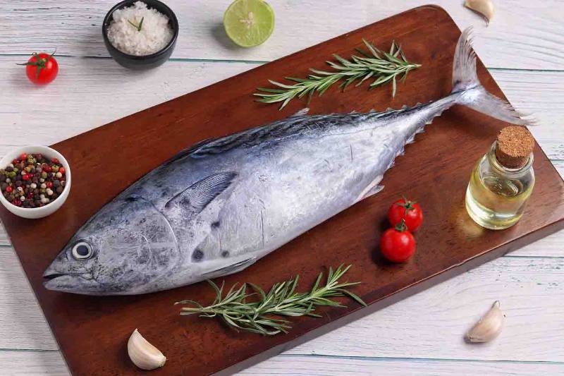 Tuna whole
