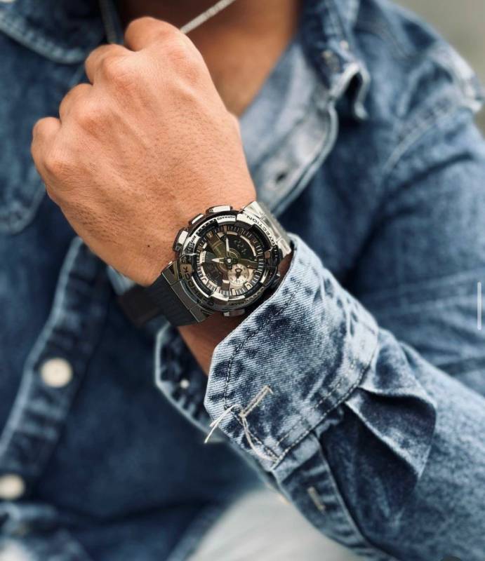 MOST DEMANDED 
GSHOCK NEW MODEL
-METAL CASE
-WORLD TIME WITH -AUTOLIGHT