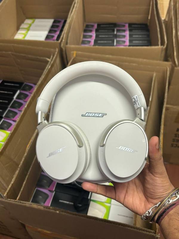 Boss 
Headphone
