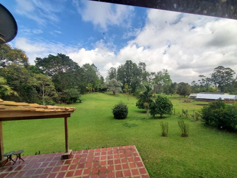 Finca independiente tradiconal con lote espectacular, plano el Pontezuela