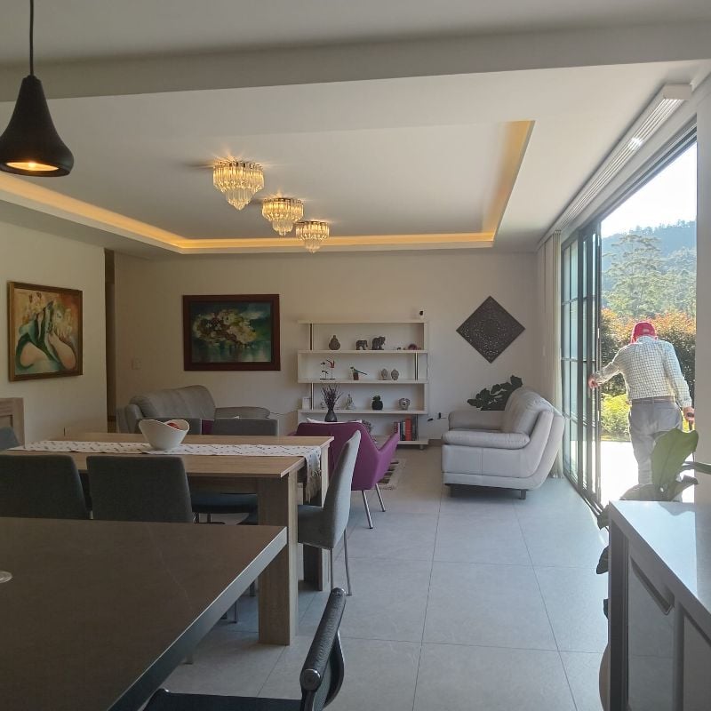 Casa en unidad cerrada de un nivel en El Herbal