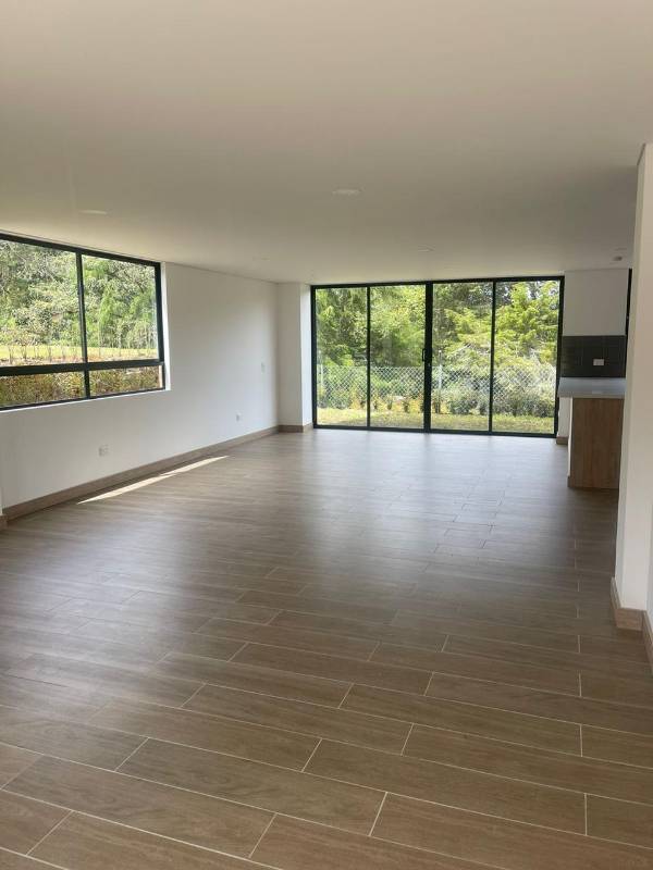 Casa en el Retiro cerca a La Fe