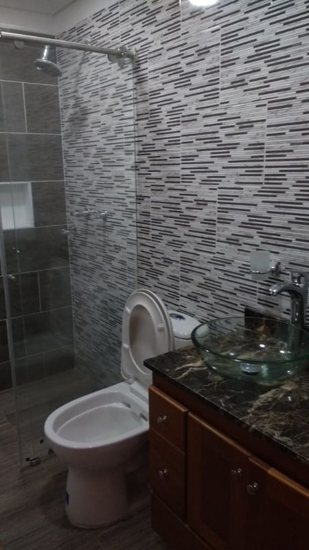 Casa en arriendo en Cabeceras - Llanogrande de 6 alcobas