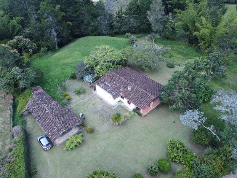 Casa independiente en Pontezuela con pesebreras