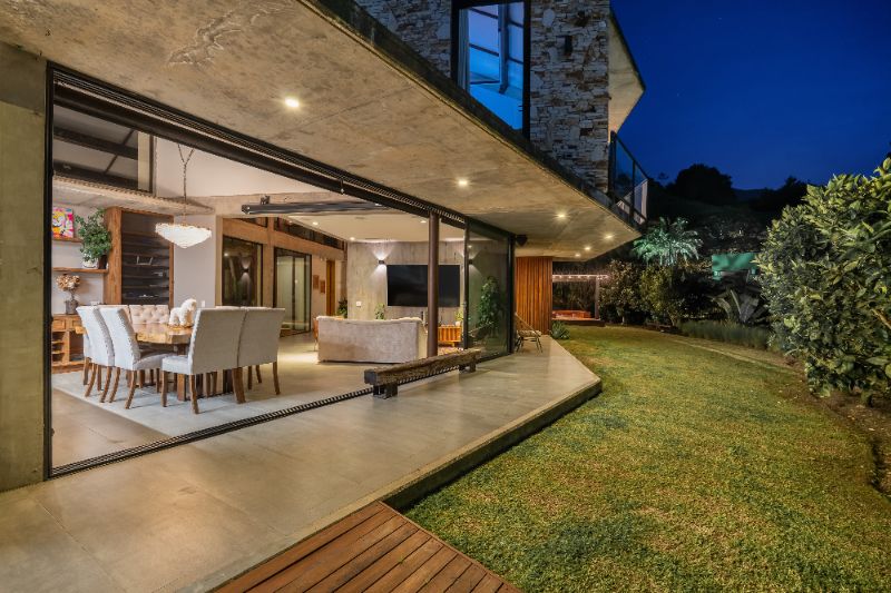 Exclusiva casa en Escobero para arriendo