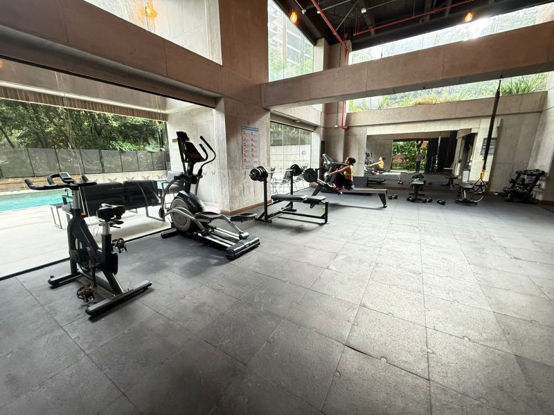 Apartamento moderno y lujoso de excelentes acabados diseñado para rentas cortas, alta valorización y rentabilidad.