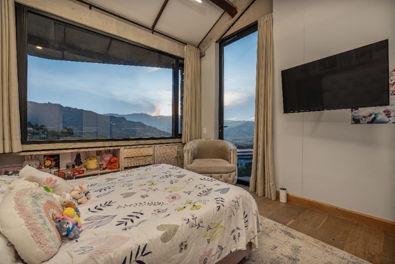 Exclusiva casa en Escobero para arriendo