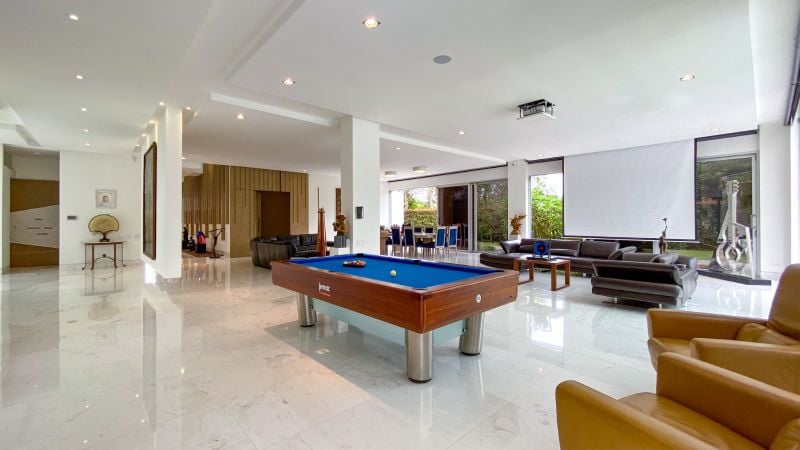 Amplia casa en Llanogrande con ubicación AAA para venta cerca al Club Llanogrande