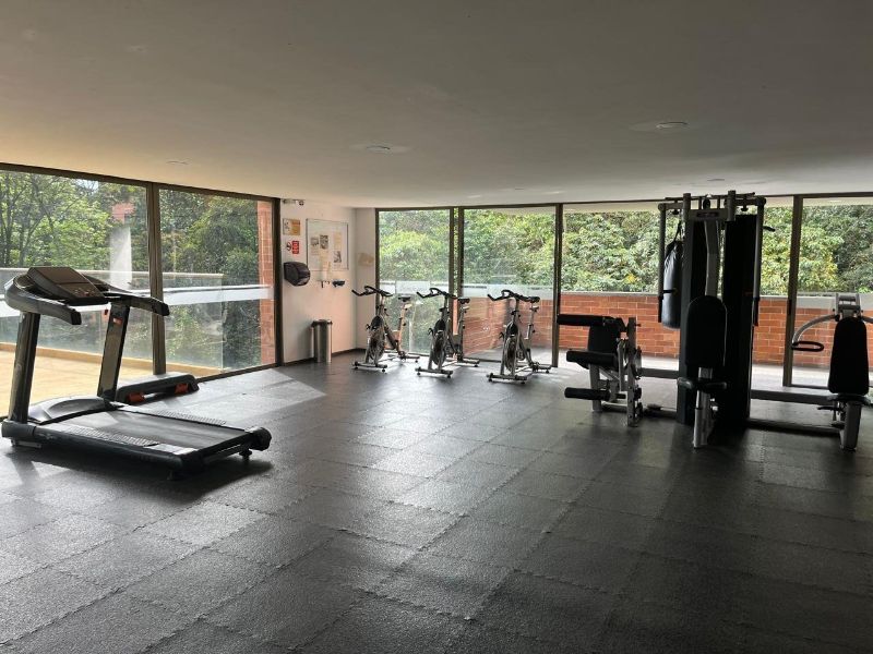 Apartamento en venta en Yerbabuena piso alto