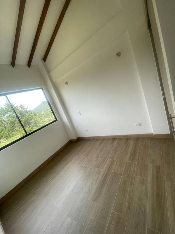 Casa en el Retiro cerca a La Fe