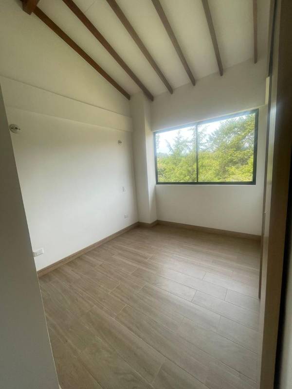 Casa en el Retiro cerca a La Fe