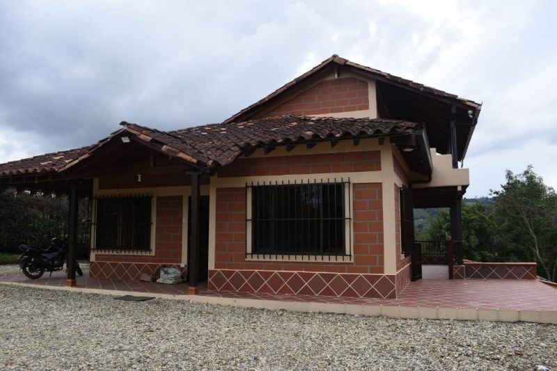 Casa independiente con maravillosa vista en Cabeceras para arriendo