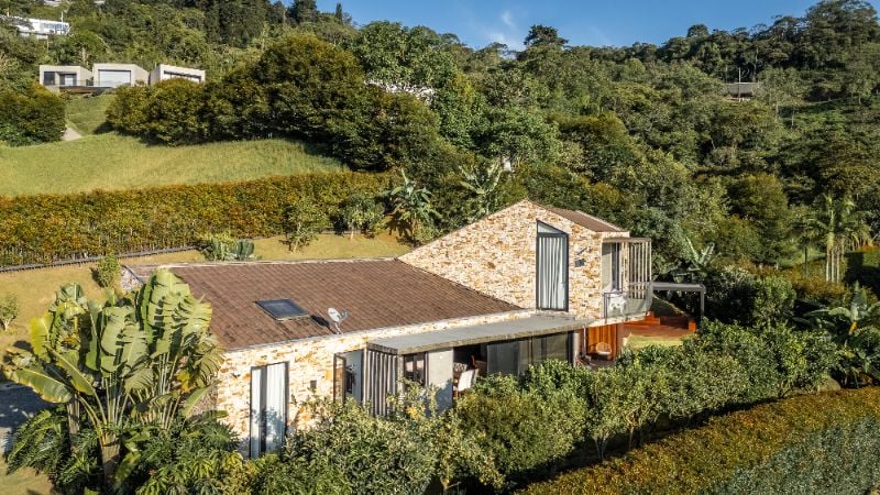 Exclusiva casa en Escobero para arriendo