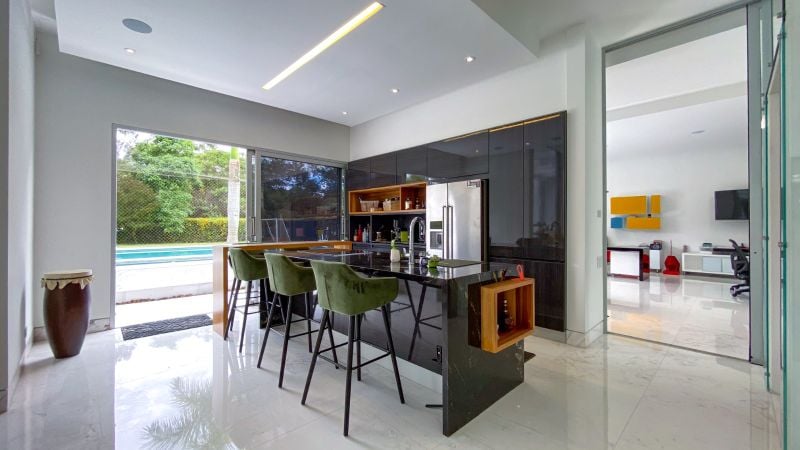 Amplia casa en Llanogrande con ubicación AAA para venta cerca al Club Llanogrande