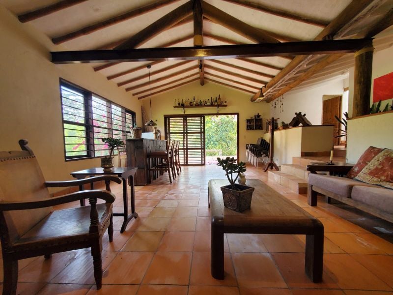 Casa independiente en Pontezuela cerca en pleno Distrito equino.