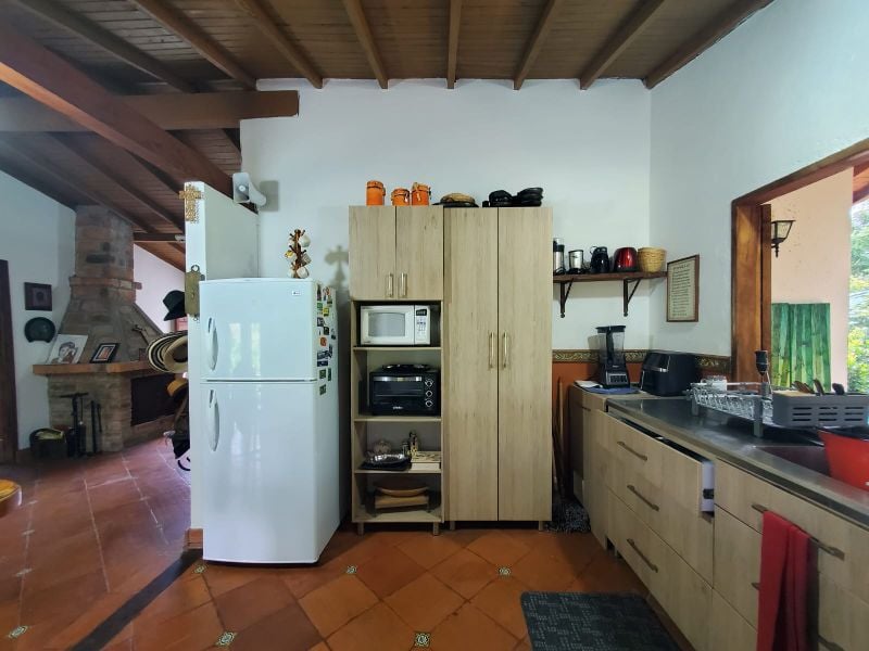 Casa independiente en Pontezuela con pesebreras